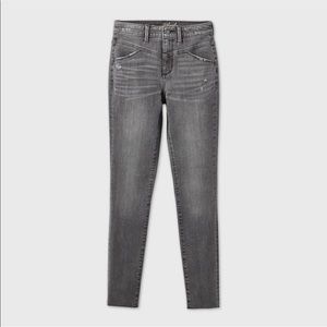 High-rise Gray Jeans  91% Cotton
